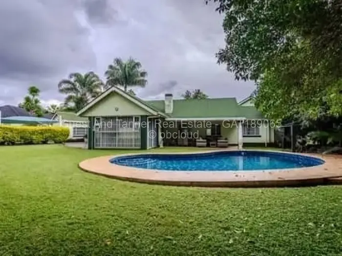 Townhouse/Cluster for Sale in Greendale, Harare