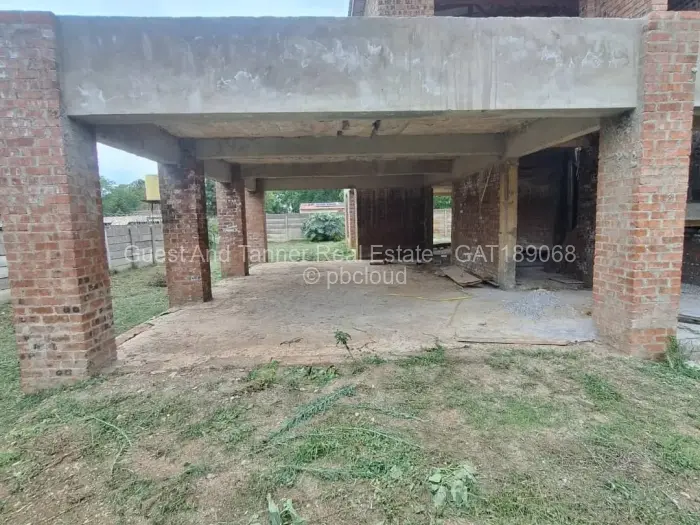 5 Bedroom House for Sale in Greendale, Harare