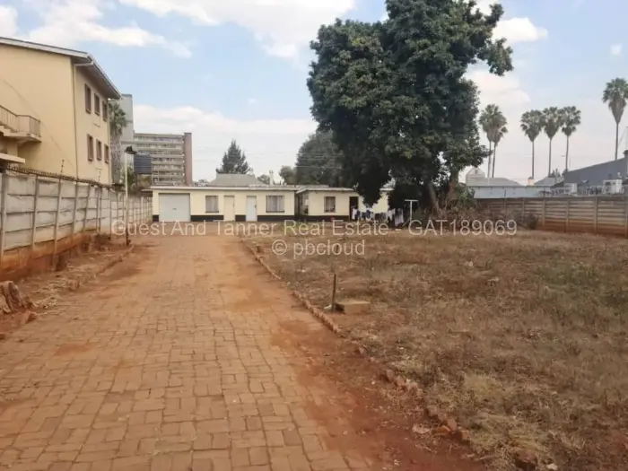 Commercial Stand for Sale in Avenues, Harare