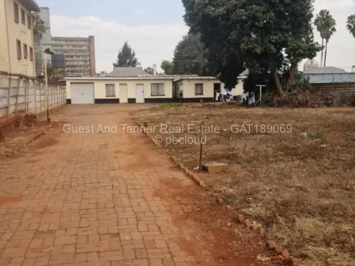 Commercial Stand for Sale in Avenues, Harare
