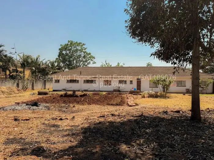 4 Bedroom House for Sale in Borrowdale, Harare