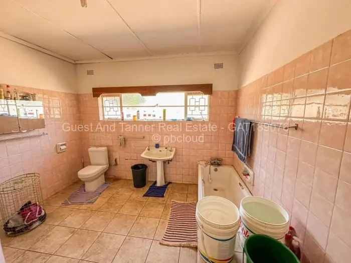 4 Bedroom House for Sale in Borrowdale, Harare
