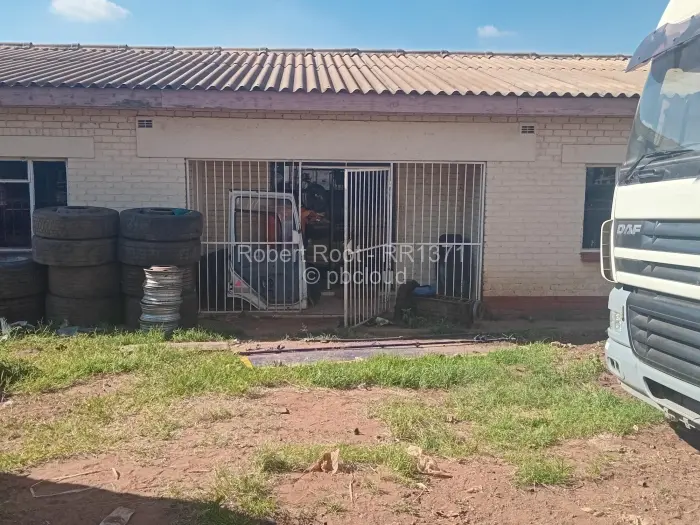 Industrial Stand to Rent in Aspindale Park