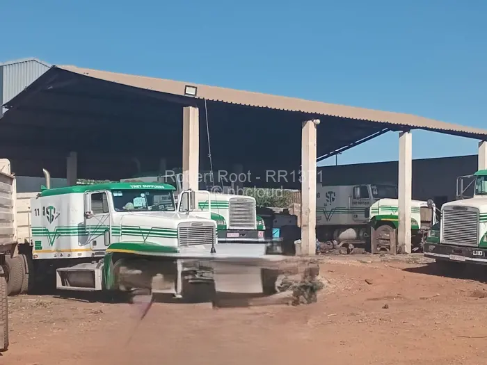 Industrial Stand to Rent in Aspindale Park