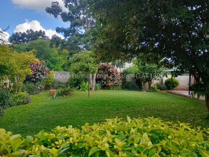 4 Bedroom House for Sale in Victoria Falls, Victoria Falls