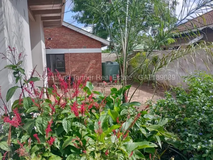 4 Bedroom House for Sale in Victoria Falls, Victoria Falls