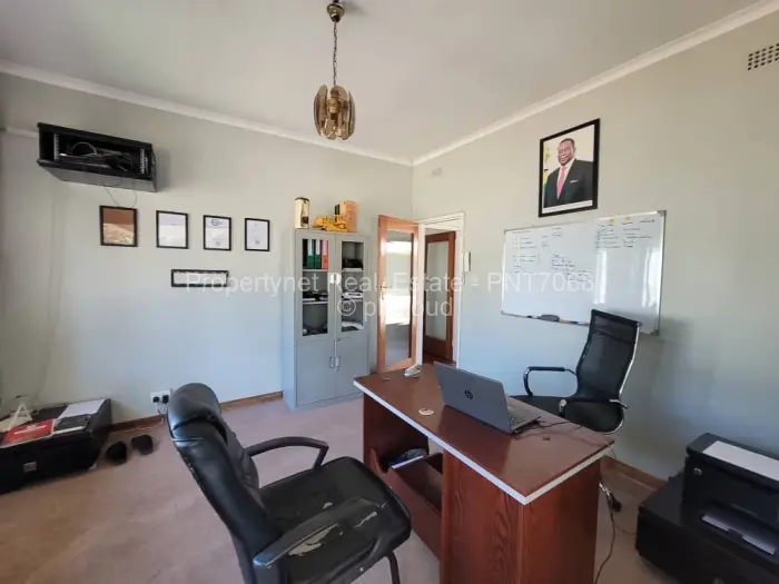 4 Bedroom House for Sale in Alexandra Park, Harare