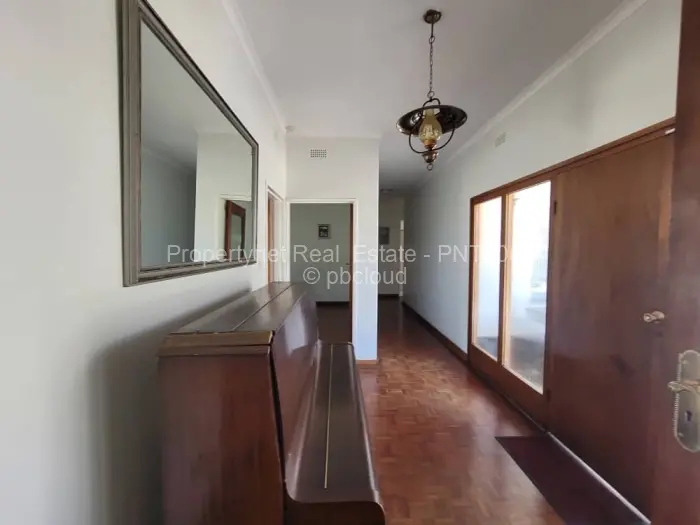 4 Bedroom House for Sale in Alexandra Park, Harare