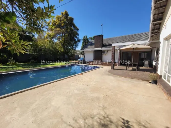 4 Bedroom House for Sale in Alexandra Park, Harare