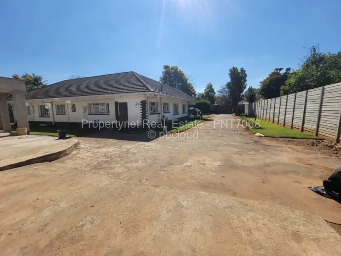 4 Bedroom House for Sale in Alexandra Park, Harare