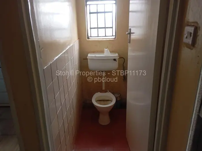 4 Bedroom House to Rent in Dzivarasekwa, Harare