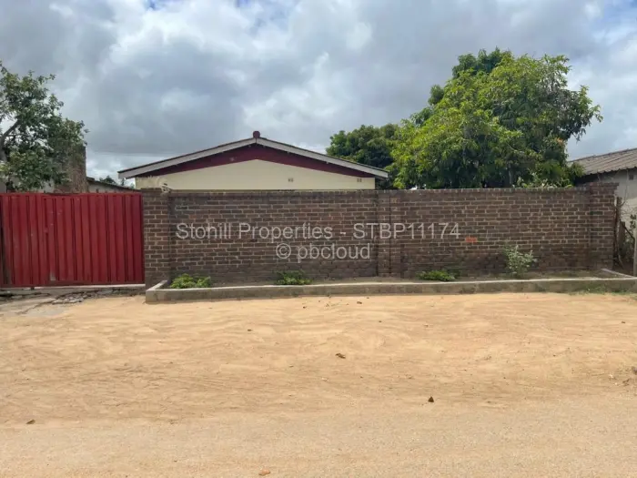 4 Bedroom House for Sale in Zengeza, Chitungwiza