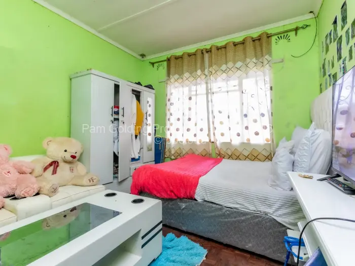 4 Bedroom House for Sale in Marlborough, Harare