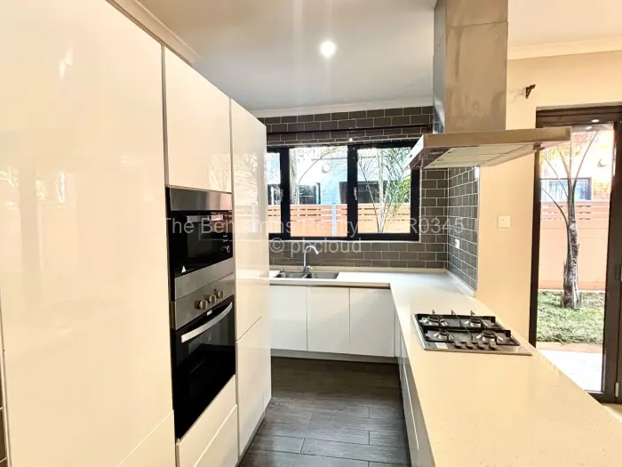 Townhouse/Cluster to Rent in Greendale