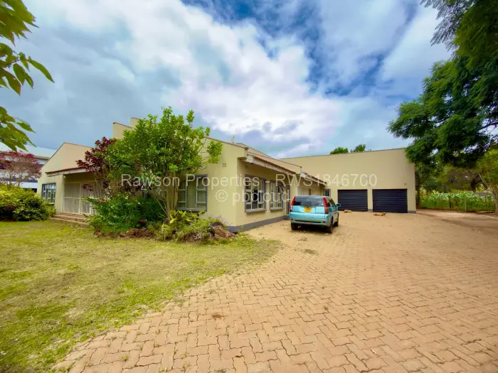 5 Bedroom House for Sale in Marlborough, Harare
