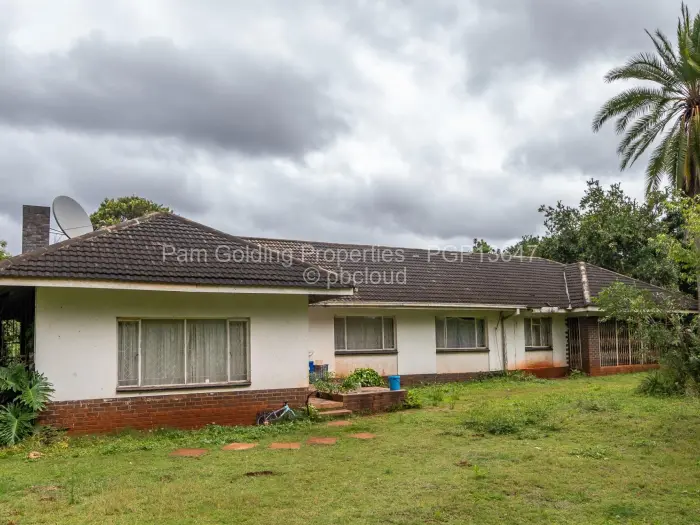 5 Bedroom House for Sale in Mandara, Harare