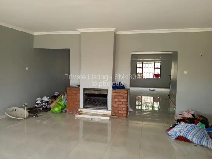 6 Bedroom House for Sale in Fairview, Harare