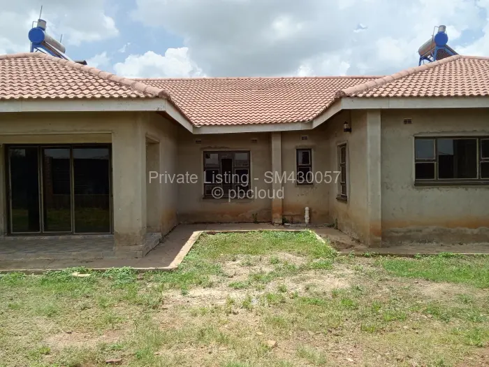 6 Bedroom House for Sale in Fairview, Harare