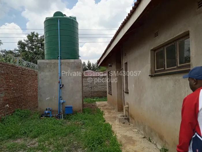 6 Bedroom House for Sale in Fairview, Harare