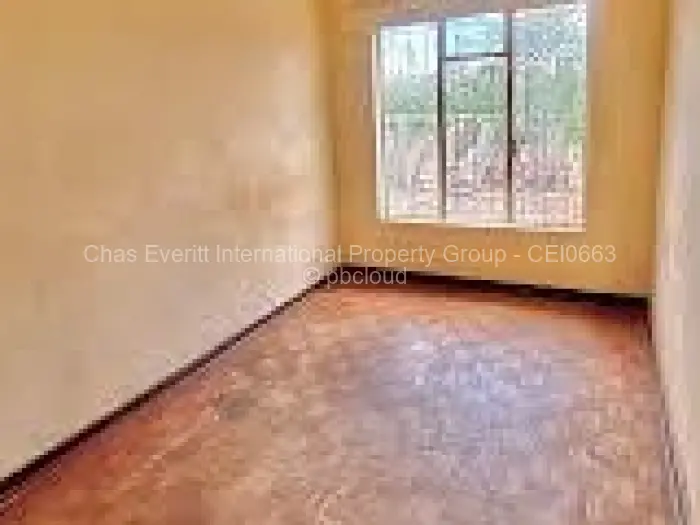 3 Bedroom House to Rent in Mahatshula, Bulawayo