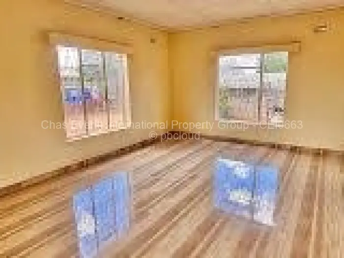 3 Bedroom House to Rent in Mahatshula, Bulawayo