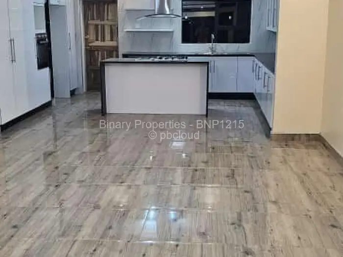 Townhouse/Cluster to Rent in Marlborough, Harare