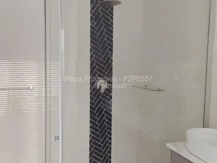 5 Bedroom House to Rent in Borrowdale, Harare