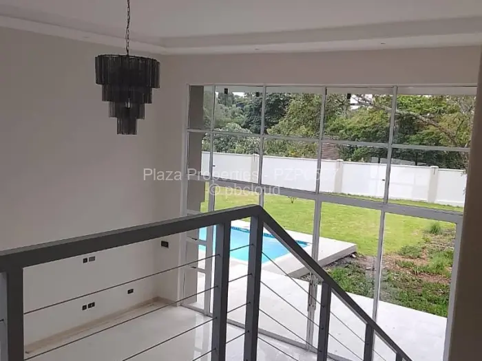 5 Bedroom House to Rent in Borrowdale, Harare