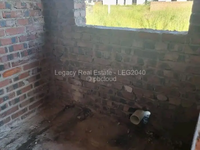 4 Bedroom House for Sale in Mabvazuva Estates, Ruwa