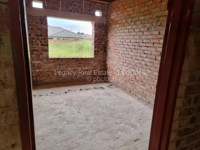 4 Bedroom House for Sale in Mabvazuva Estates, Ruwa