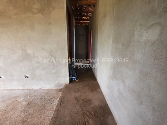 3 Bedroom House for Sale in Esigodini, Umzingwane