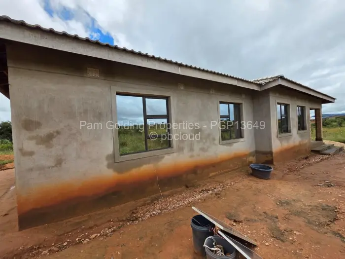 3 Bedroom House for Sale in Esigodini, Umzingwane