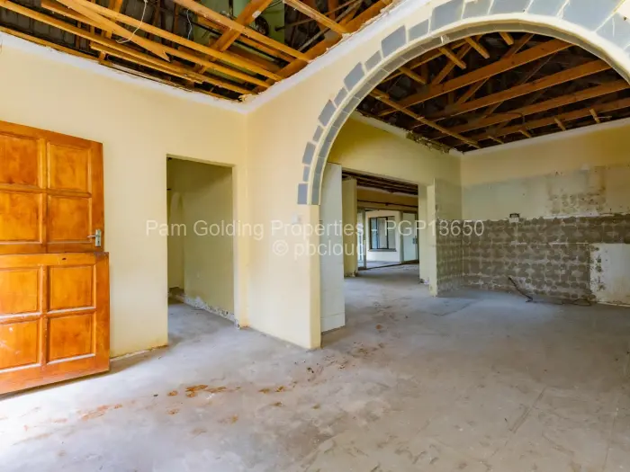 3 Bedroom House for Sale in Borrowdale, Harare