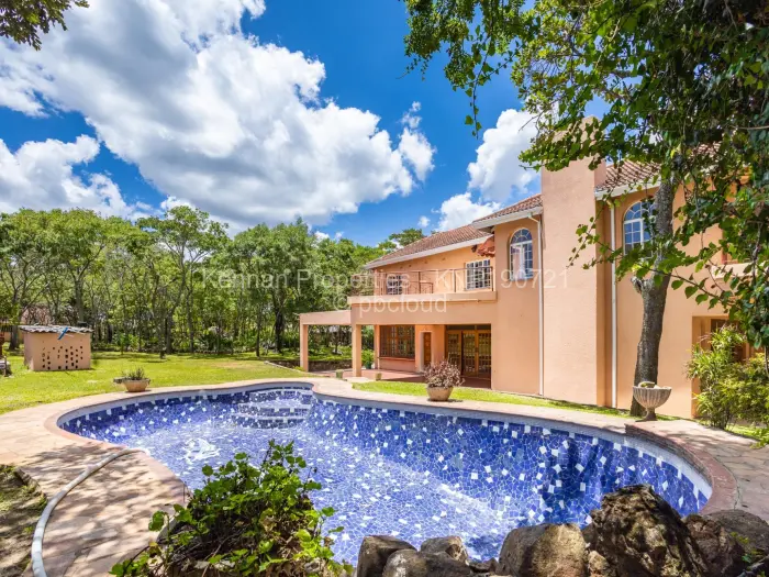5 Bedroom House for Sale in Glen Lorne, Harare