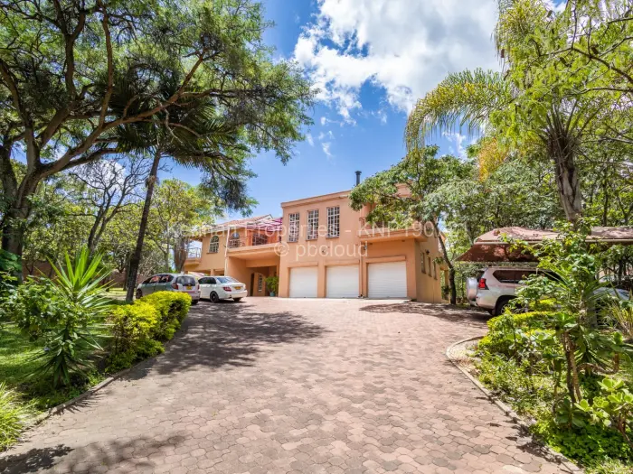 5 Bedroom House for Sale in Glen Lorne, Harare