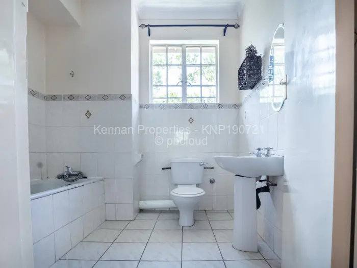 5 Bedroom House for Sale in Glen Lorne, Harare