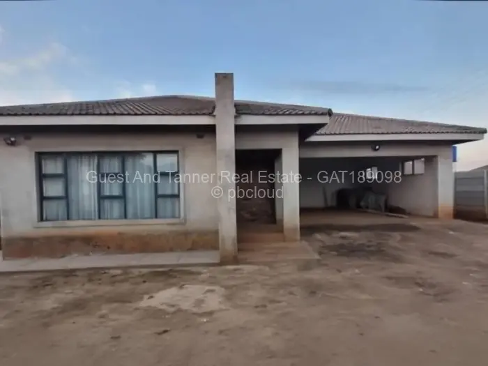 4 Bedroom House for Sale in Haydon Park, Mazowe