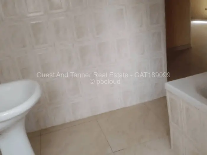 3 Bedroom House for Sale in Bluff Hill, Harare