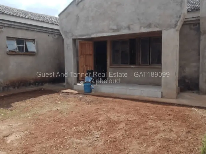 3 Bedroom House for Sale in Bluff Hill, Harare