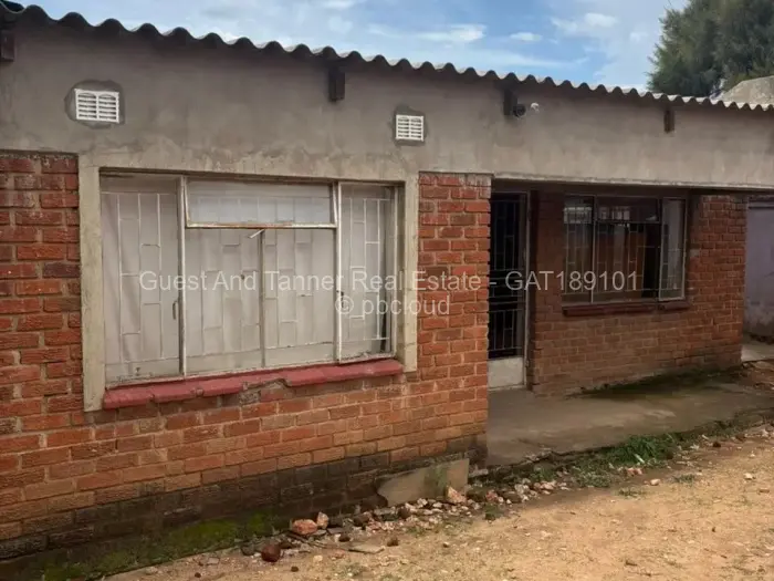 5 Bedroom House for Sale in Chinhoyi, Chinhoyi