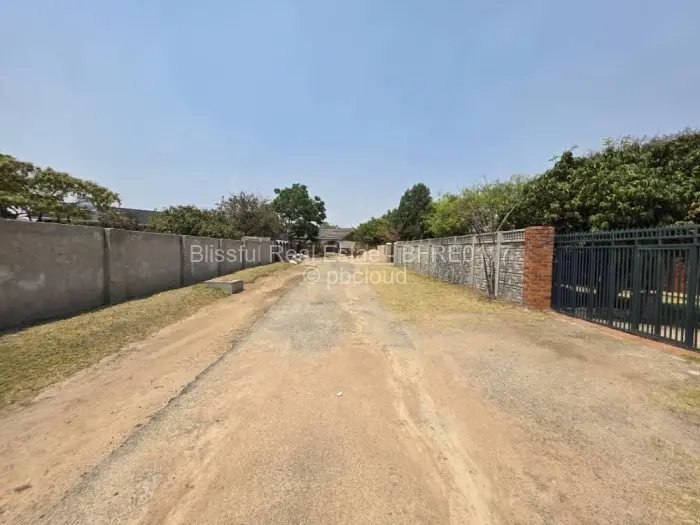 3 Bedroom House for Sale in Windsor Park, Ruwa