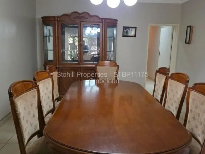 5 Bedroom House for Sale in Borrowdale, Harare