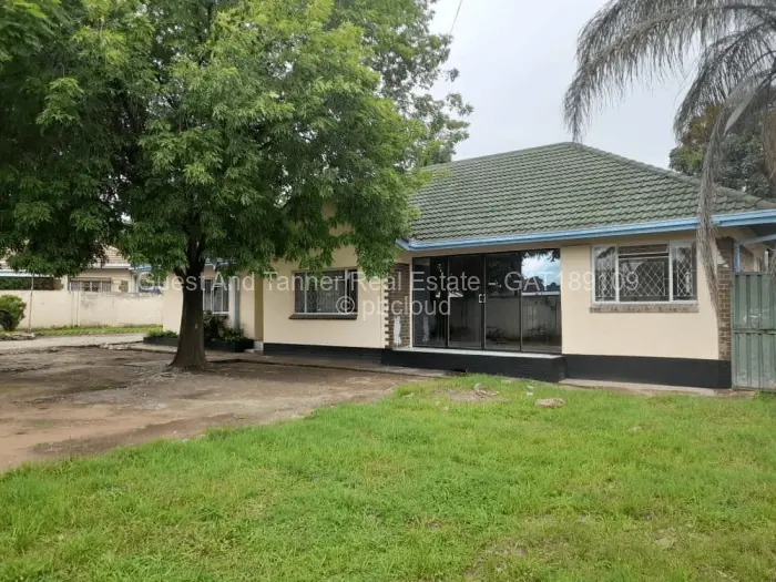 4 Bedroom House for Sale in Upper Hillside, Harare