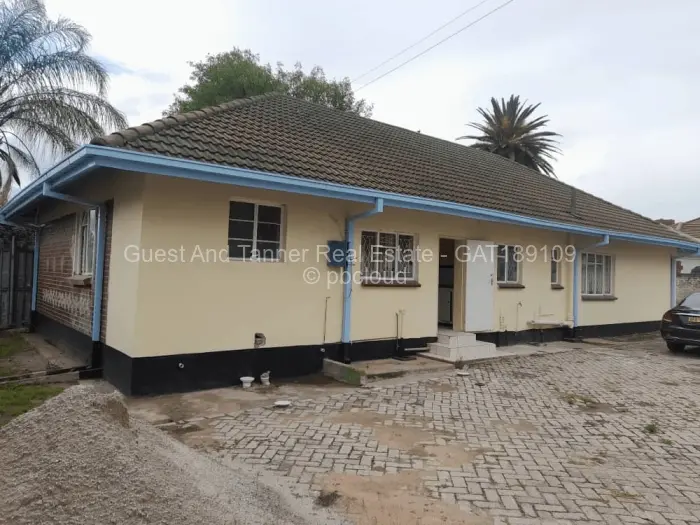 4 Bedroom House for Sale in Upper Hillside, Harare