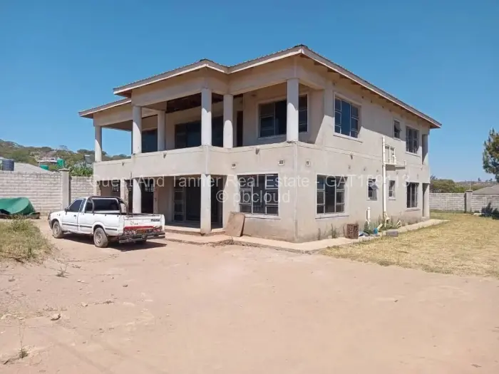 6 Bedroom House for Sale in Crowhill Views, Harare