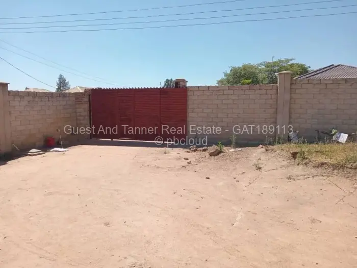 6 Bedroom House for Sale in Crowhill Views, Harare