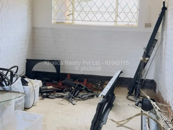 Warehouse/Industrial for Sale in Bluff Hill, Harare