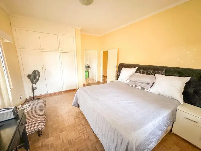 6 Bedroom House for Sale in Greendale North, Harare