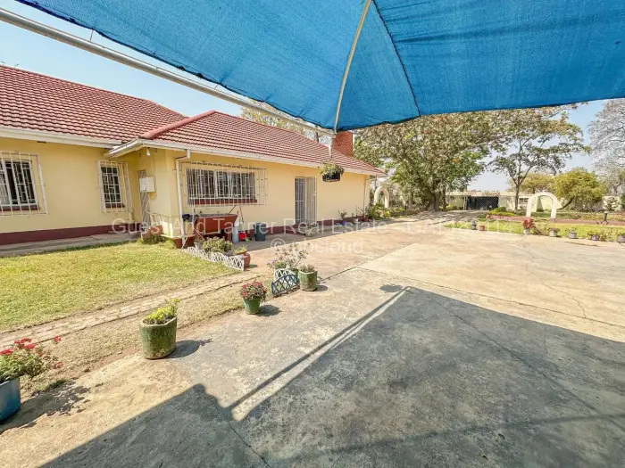 6 Bedroom House for Sale in Greendale North, Harare