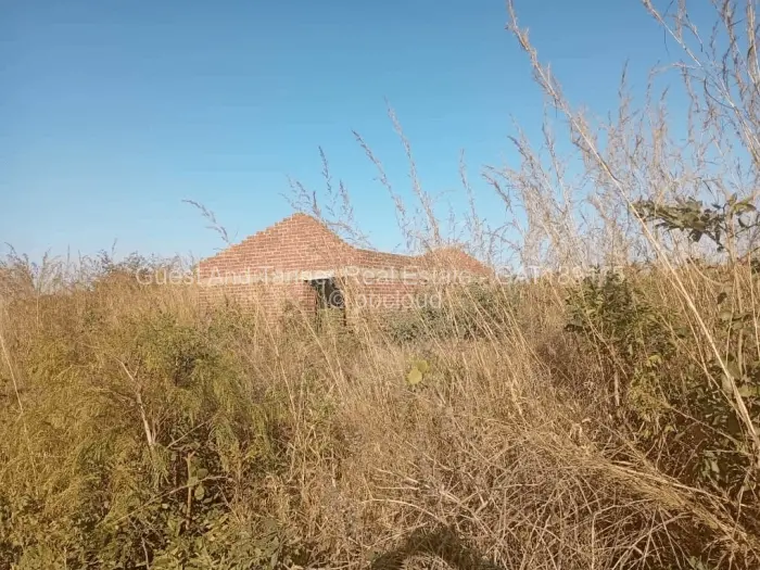 Commercial Stand for Sale in Chinhoyi, Chinhoyi